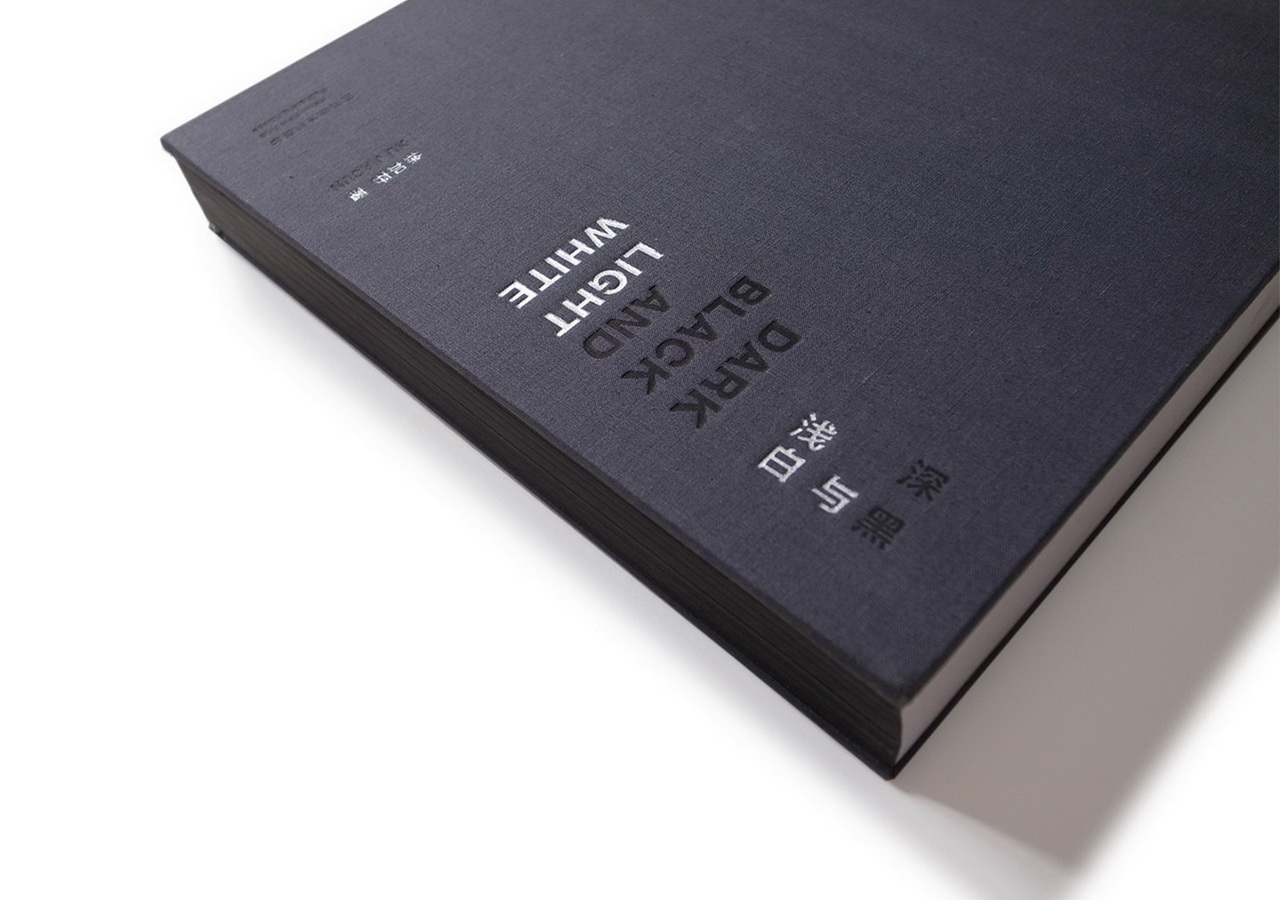Dooo Design Studio | 深黑与浅白