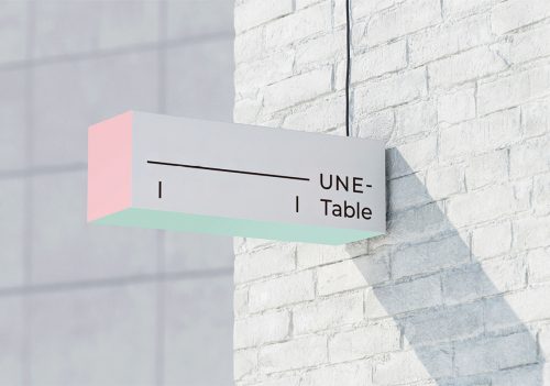 UNE